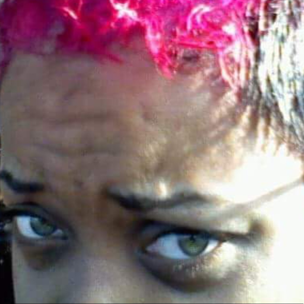 Meet your Posher, Lavonne